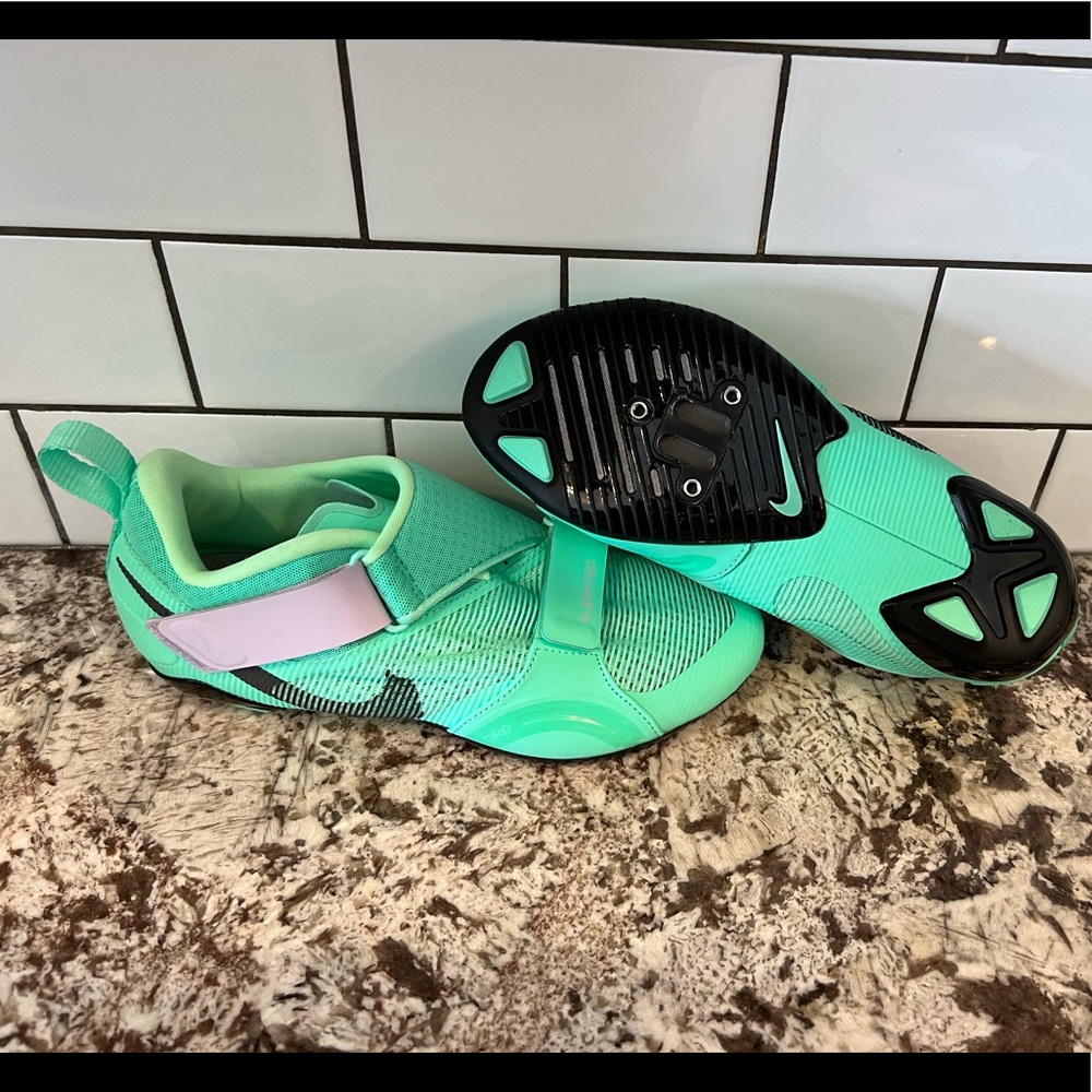 NIKE superrep cycling/spin shoes (cleats)